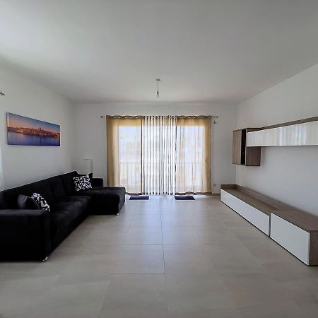 Close To Airport Apartment Zejtun Экстерьер фото